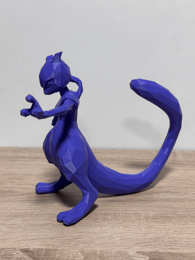 Figurine Low Poly 2