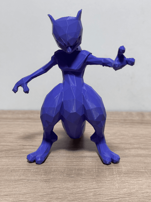 Figurine Low Poly 2